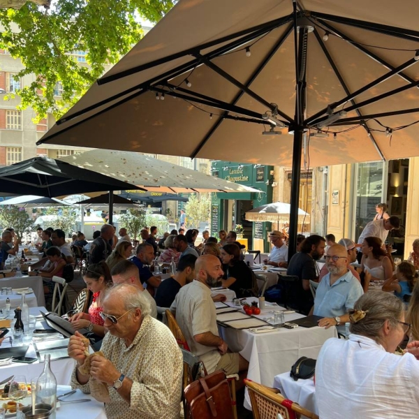 Repas de Groupe -Restaurant Typique Marseille - La Table D'Augustine - restaurant Marseille - top resto Marseille