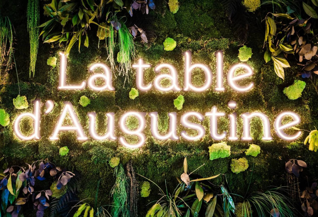 La table d'Augustine restaurant logo - View nutrition facts, calories, and macros for menu items at 12 Pl. des Augustines, 13002 Marseille, France